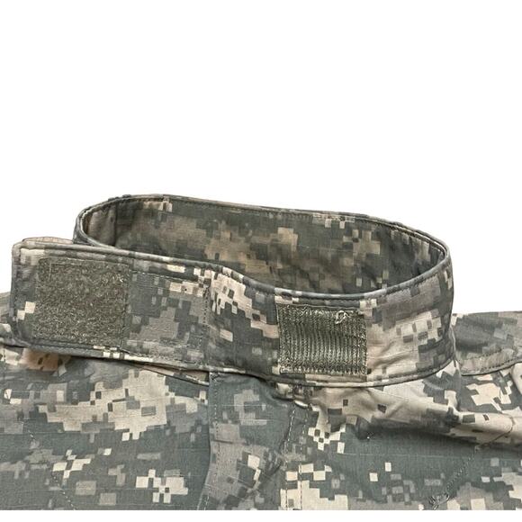 Military Jacket Men’s Small X Short Digital Camo Cold Weather Field Woodland VTG - Picture 8 of 8